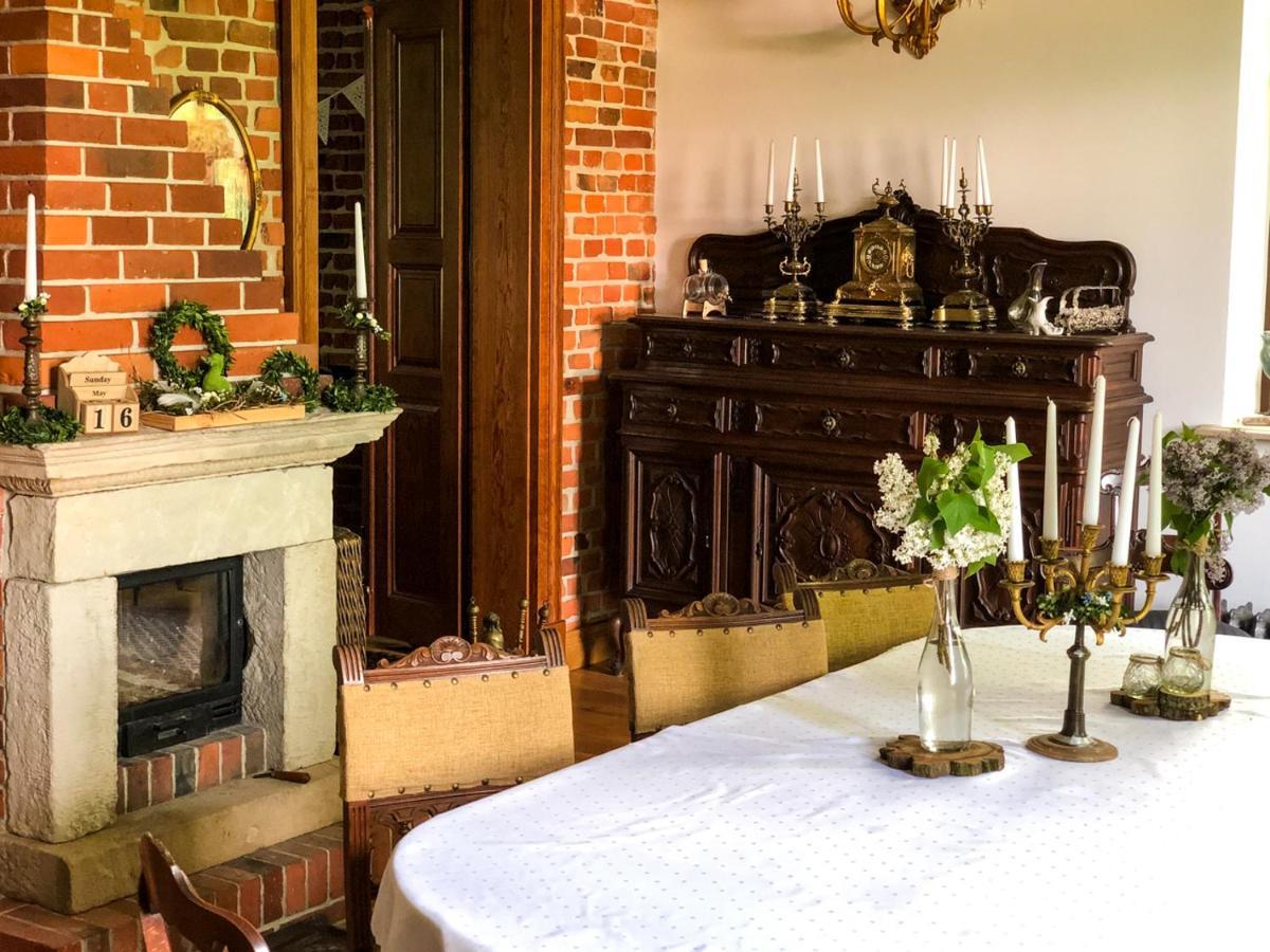 Dwor Gogolewo Nad Warta Bed & Breakfast Ksiaz Wielkopolski Bagian luar foto
