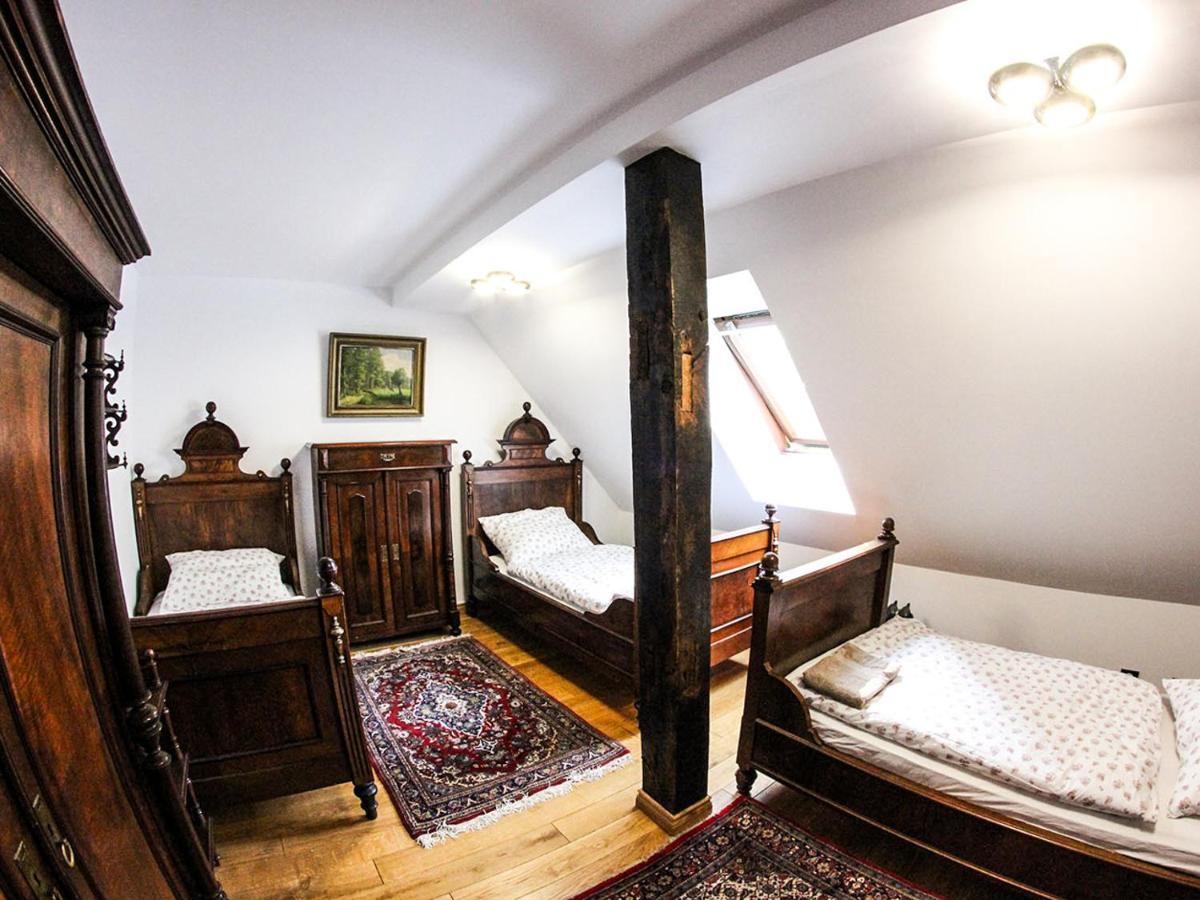 Dwor Gogolewo Nad Warta Bed & Breakfast Ksiaz Wielkopolski Bagian luar foto