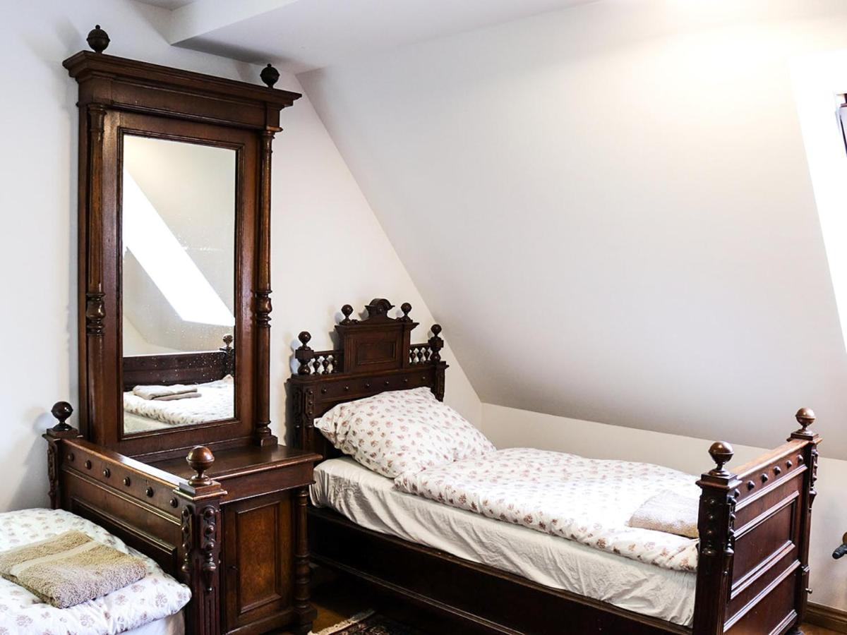 Dwor Gogolewo Nad Warta Bed & Breakfast Ksiaz Wielkopolski Bagian luar foto
