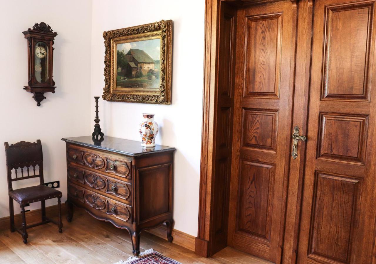 Dwor Gogolewo Nad Warta Bed & Breakfast Ksiaz Wielkopolski Bagian luar foto